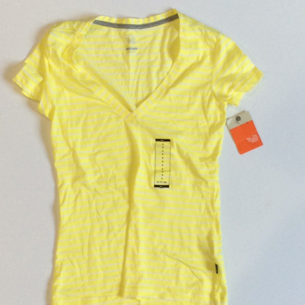 Nike short sleeved striped v-neck t-shirt tee top